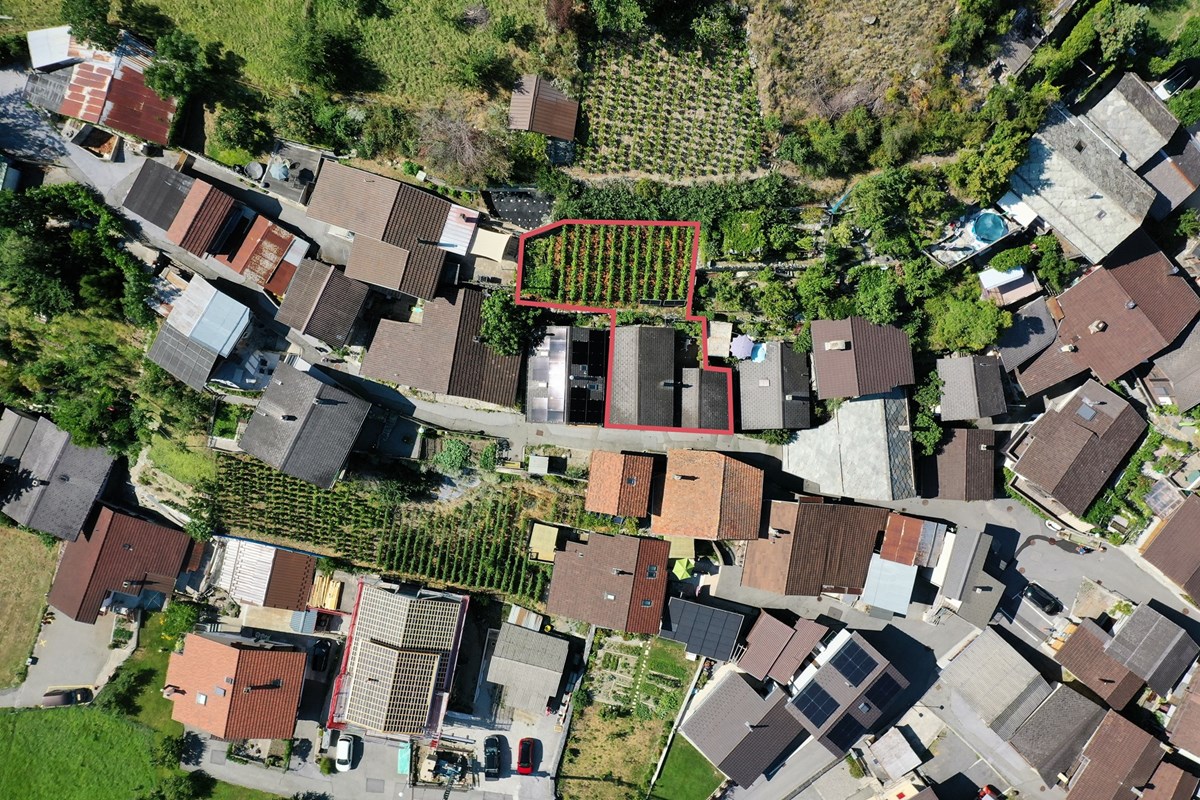 Einfamilienhaus - Kauf - Niedergampel, Wallis - DJI_0995_eingezeichnet.jpg - 110400002-593