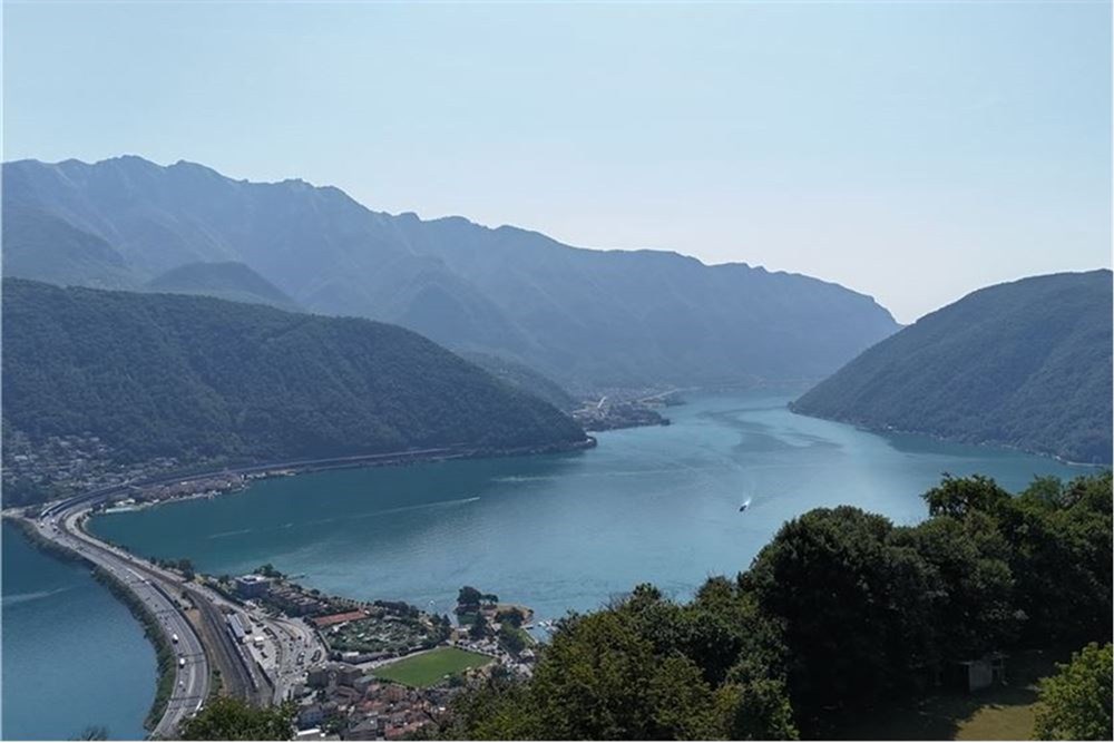 Einfamilienhaus - Kauf - Carona, Tessin - L_338a174b-fb69-4fe8-a943-7ea102664856_iList.jpg - 119921001-335