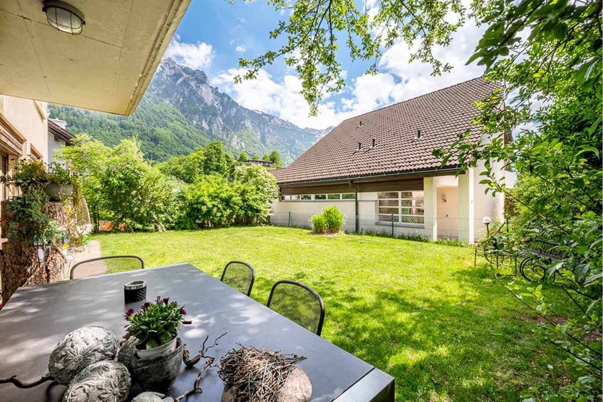Einfamilienhaus - Kauf - Glarus, Glarus - 500kb_20260505_14005454_029.jpg - 118641001-927