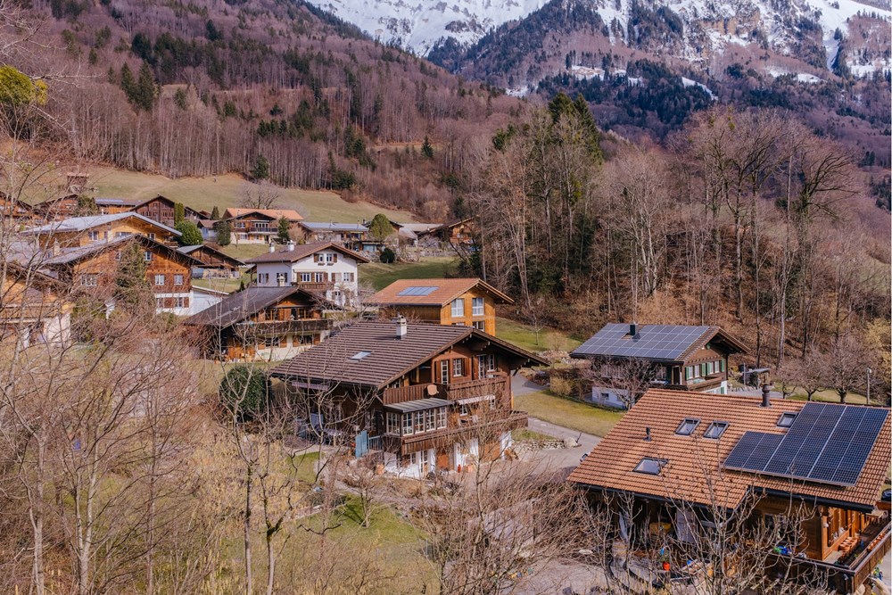 Einfamilienhaus - Kauf - Hofstetten bei Brienz, Bern - DJI_20260222114412_0889_D.jpg - 111211001-118