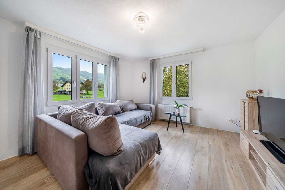 Wohnblock - Kauf - Galgenen, Schwyz - NR_08464.jpg - 118471002-280