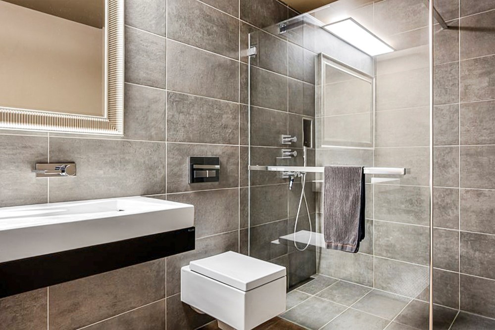 Einfamilienhaus - Kauf - Neuhaus, St. Gallen - DO_Bad_EG.jpg - 119881001-125