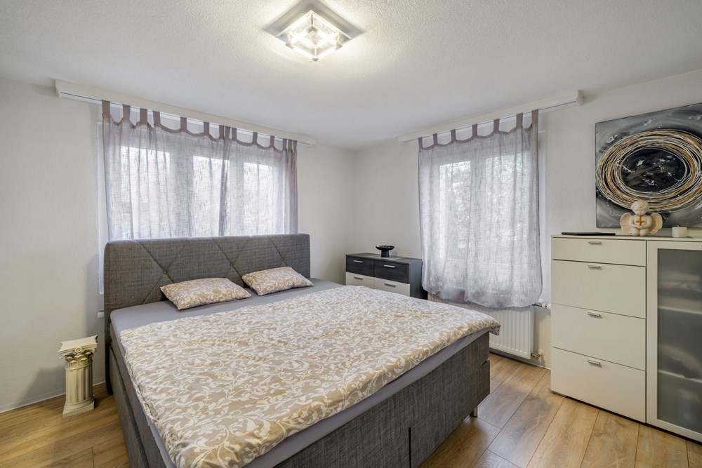 Wohnblock - Kauf - Galgenen, Schwyz - NR_08494.jpg - 118471002-280