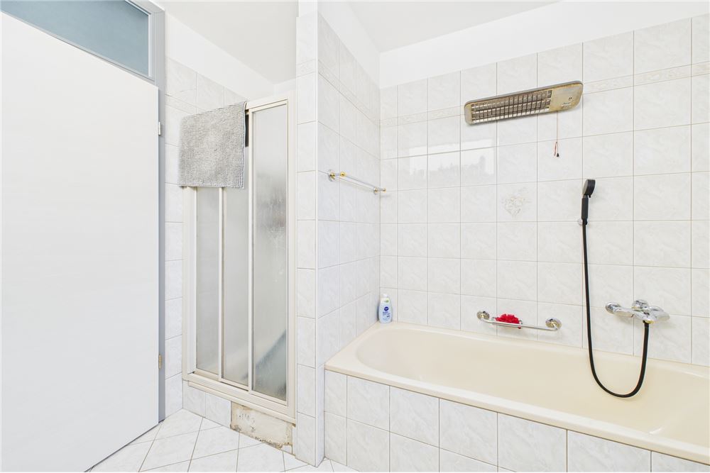 Residential - Multi-Family - Biasca, Tessin - CH - 103 - 119001091-66