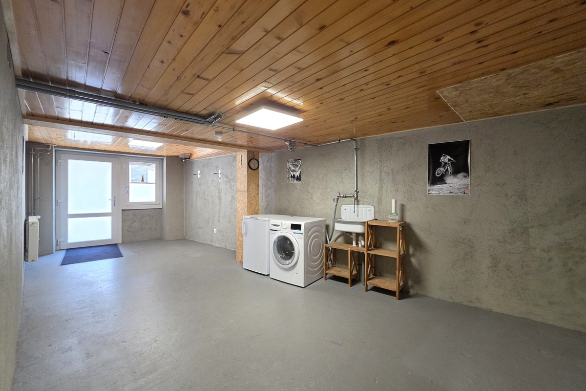 Wohnung - Kauf - Leuk, Wallis - 3.5 Zi-Wohnung in Leuk-Stadt_Mehrzweckraum a.jpg - Aufenthaltsraum - 119101007-741