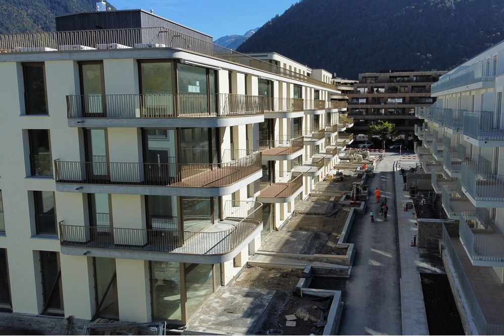Wohnung - Kauf - Chur, Graubünden - wzwischen den Häusern.JPG - 119141006-306