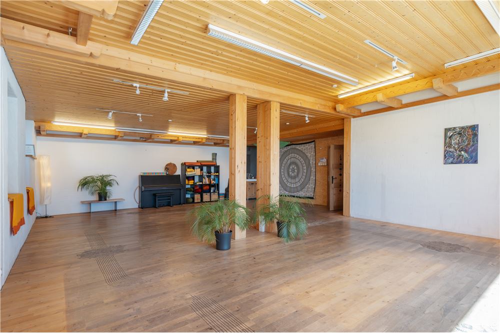 Gewerbe - Einzelhandel - Vermietung - Brienz BE, Bern - 10 - 111211001-97