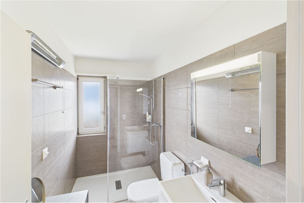 Residencial - Piso - Bissone, Tessin - CH - 6 - 119001086-47