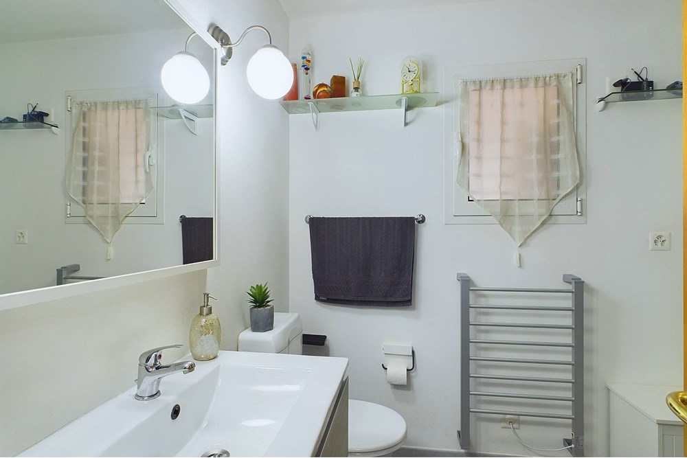 Wohnung - Haus - Rancate, Tessin - CH - CAM02262G0-PR0431-STILL009.jpg - 119001099-35