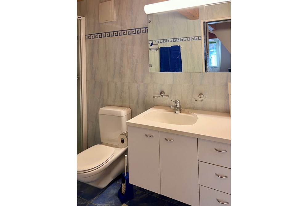 Wohnung - Kauf - Interlaken, Bern - Bad.jpg - 117671005-578