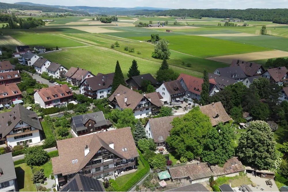 Maisonette - Kauf - Neerach, Zürich - vlcsnap-2025-12-15-15h14m41s922.jpg - 110050043-50