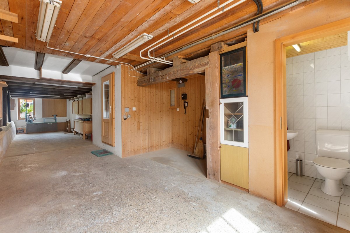 Haus mit Gewerbeanteil - Kauf - Turbenthal, Zürich - HausTurbenthal9.jpg - 110161080-46