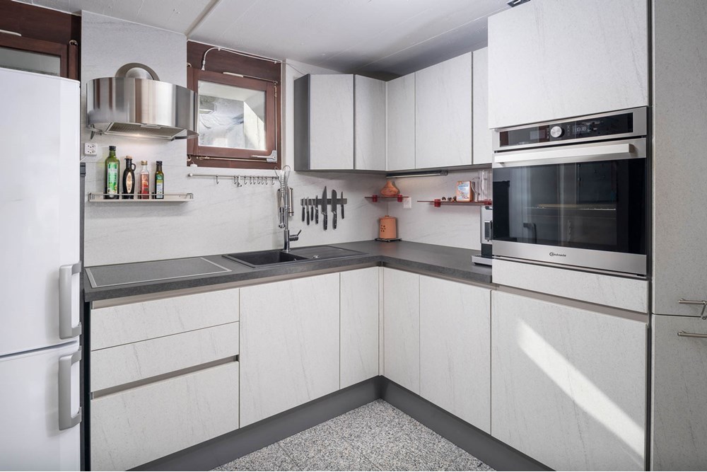 lakó - szabadonálló ház - Oetwil an der Limmat, Zürich - CH - 006 - Herbstrasse 6, 8955 Oetwil an der Limmat (Daniel Blake Fotografie).jpg - 118471013-201