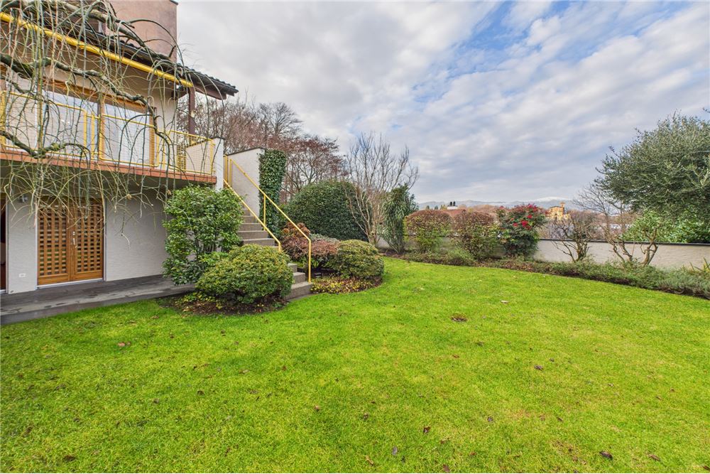 Prédio Habitacional - Moradia em Banda - Carona, Tessin - CH - 34 - 119001001-2949