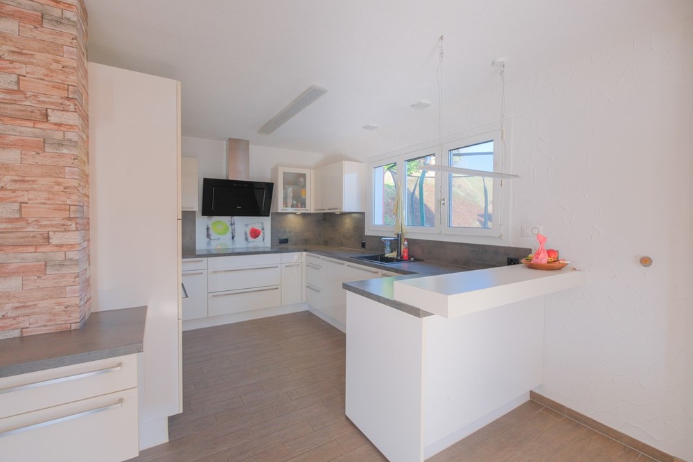 Einfamilienhaus - Kauf - Oberhofen, Aargau - Einfamilienhaus_Roosmattstrasse 168_Oberhofen_zuverkaufen_remaxbrugg (13).jpg - 115360003-548