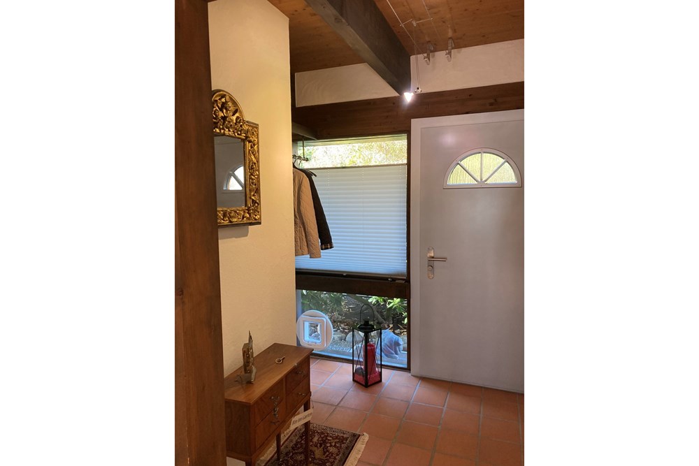 Einfamilienhaus - Kauf - Ringgenberg, Bern - Entree.jpg - 117671005-582