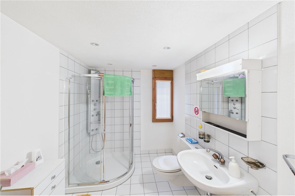 Prédio Habitacional - Moradia em Banda - Carona, Tessin - CH - 10 - 119001001-2949