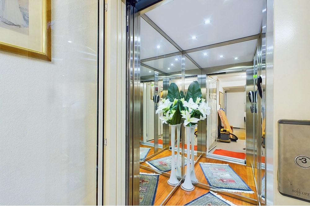 Wohnung - Haus - Lugano, Tessin - CH - CAM02262G0-PR0309-STILL048.jpg - 119001050-301