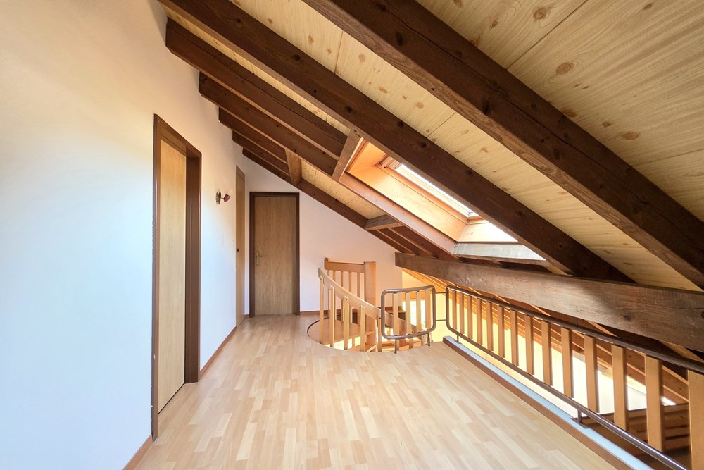 Wohnung - Kauf - Susten, Wallis - 5.5 Zi-Duplexwohnung in Susten_Gang Galerie.jpg - 119101007-732