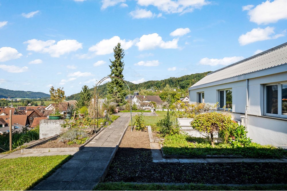 lakó - szabadonálló ház - Oetwil an der Limmat, Zürich - CH - 064 - Herbstrasse 6, 8955 Oetwil an der Limmat (Daniel Blake Fotografie).jpg - 118471013-201