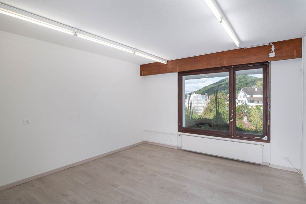 lakó - szabadonálló ház - Oetwil an der Limmat, Zürich - CH - 017 - Herbstrasse 6, 8955 Oetwil an der Limmat (Daniel Blake Fotografie).jpg - 118471013-201