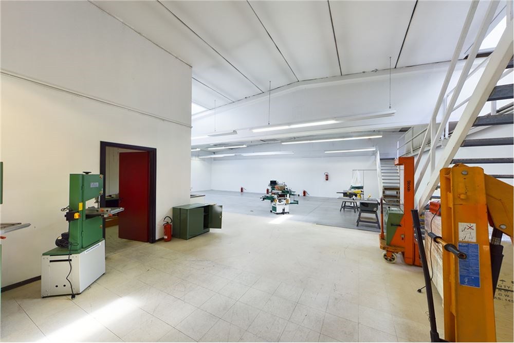 Geschäftshaus - Kauf - Lamone, Tessin - L_ba7be78b35034d2296446947e0772e69.jpg - 119001099-102