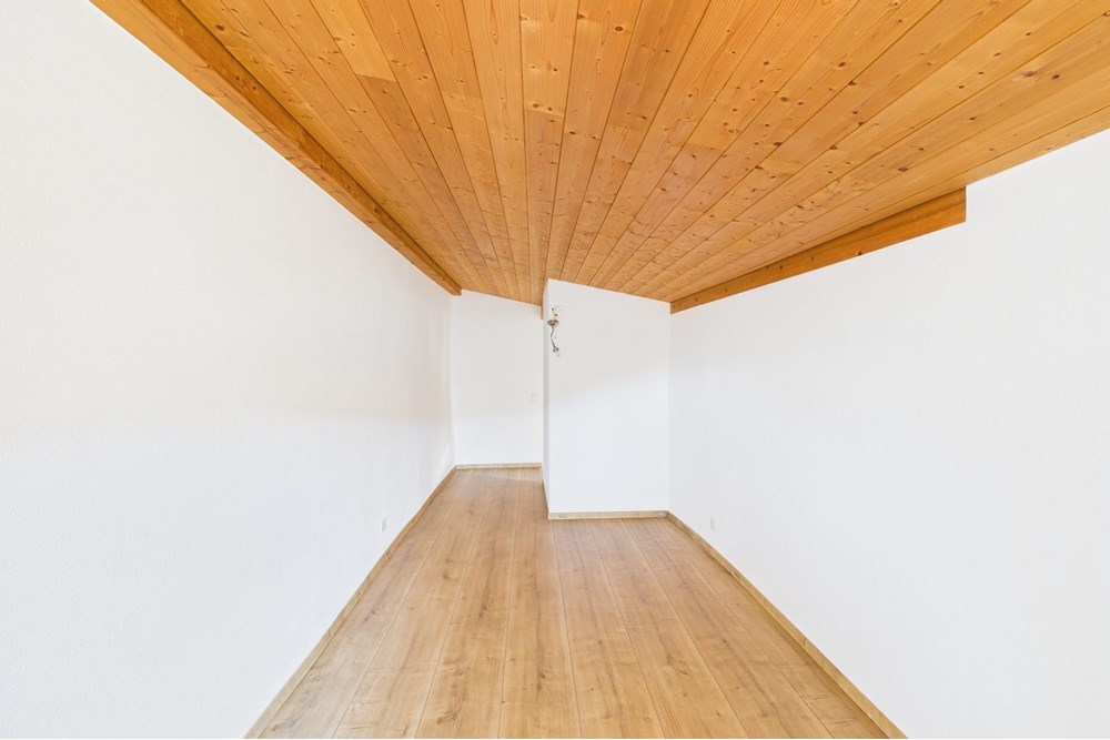 Wohnung - Haus - Bogno, Tessin - CH - 20. Studio ultimo piano 2.jpg - 119001097-13