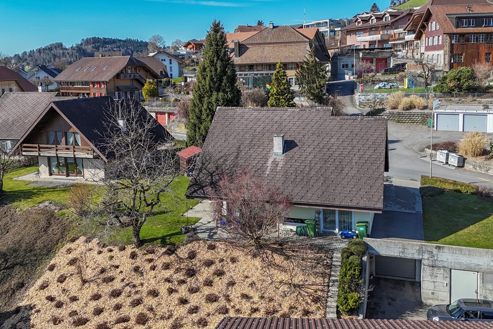 Einfamilienhaus - Kauf - Utzigen, Bern - DJI_20260226135055_0066_D.jpg - 119621006-327