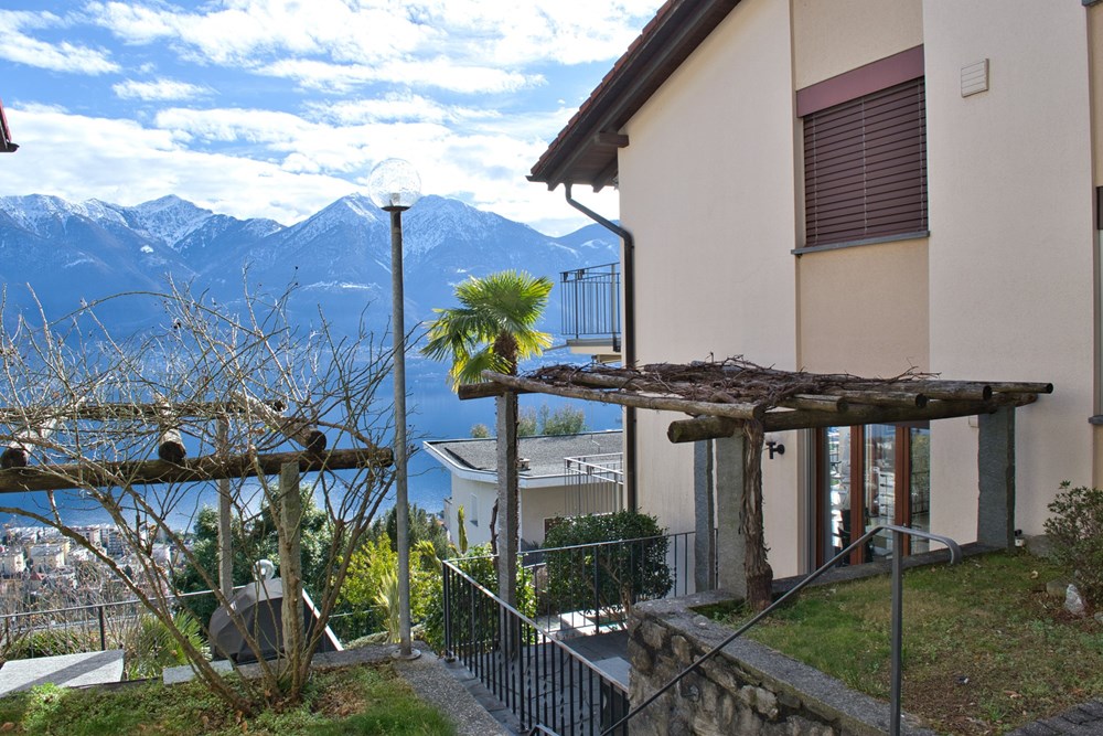 Ferienwohnung - Kauf - Orselina, Tessin - Terrasse2.jpg - 111181001-23