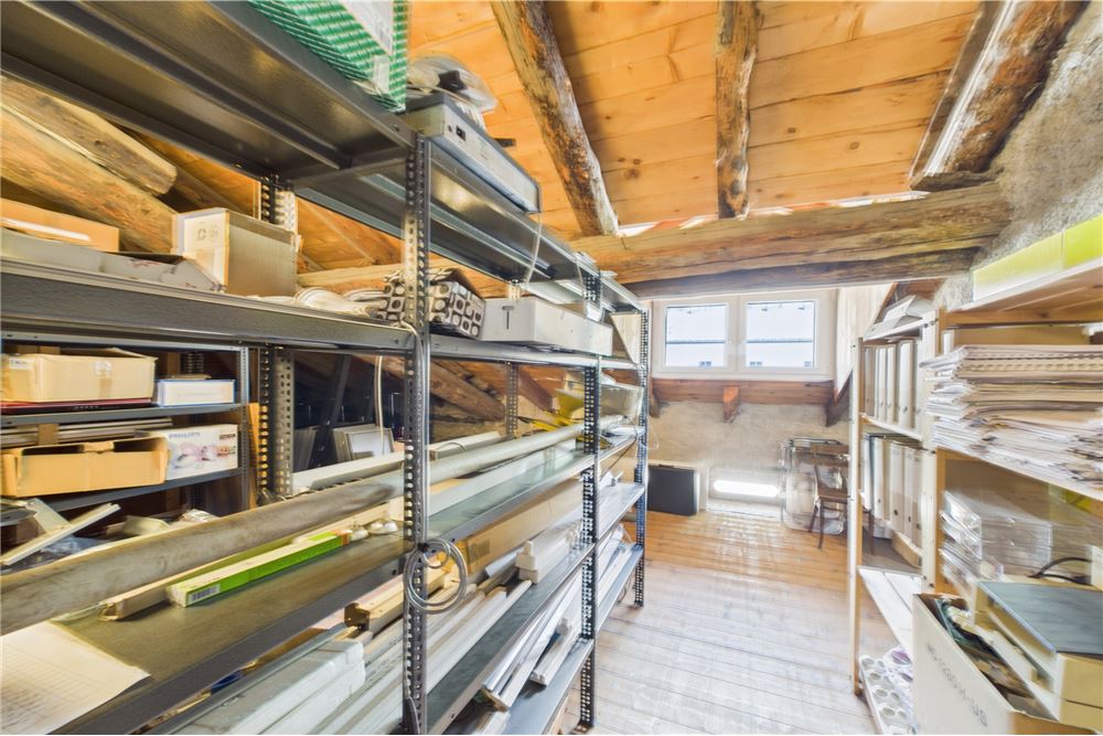 Residential - فيلا مستقله - Quinto, Tessin - CH - 87 - 119001001-2907