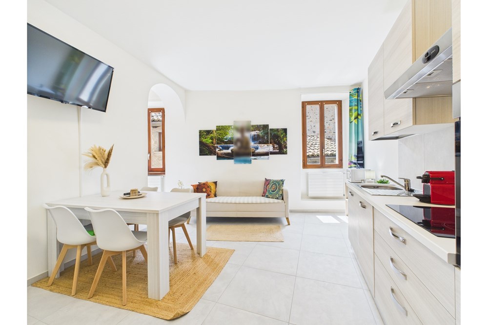 Einfamilienhaus - Kauf - Morcote, Tessin - CAM02262G0-PR0519-STILL008.jpg - 119921001-366