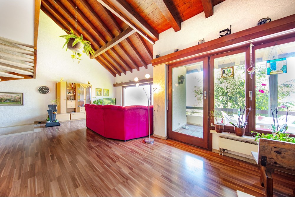 Villa - Kauf - Vitznau, Luzern - 253A6563.jpg - Wohnzimmer - 119871001-102