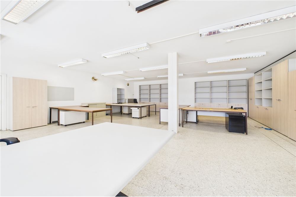 บ้านที่กั้นเป็นสองส่วน - อุตสาหกรรม - Biasca, Tessin - CH - 9 - 119001001-2933