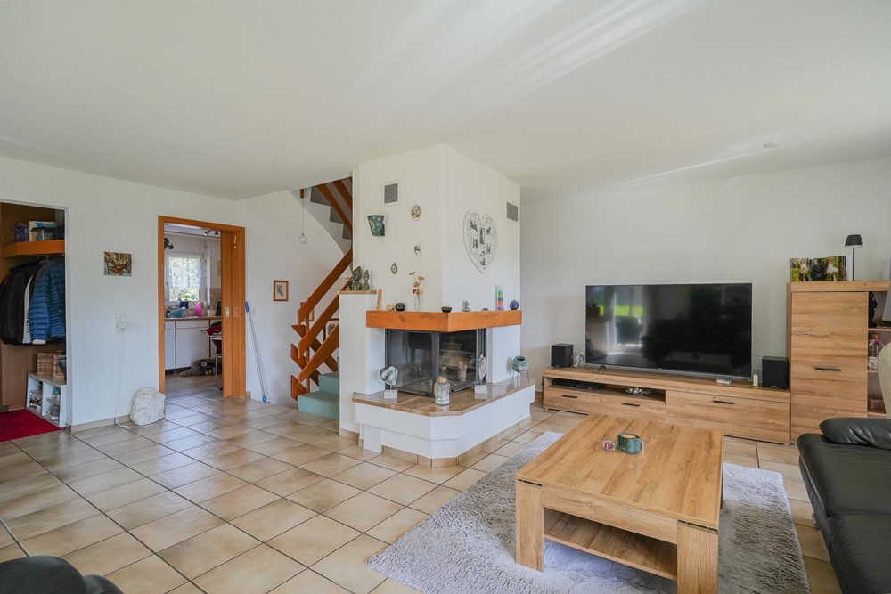 Einfamilienhaus - Kauf - Bözen, Aargau - boezen-unterdenreben-efh-innen-zukaufen-remaxfrick (25 von 70).jpg - 110091020-154