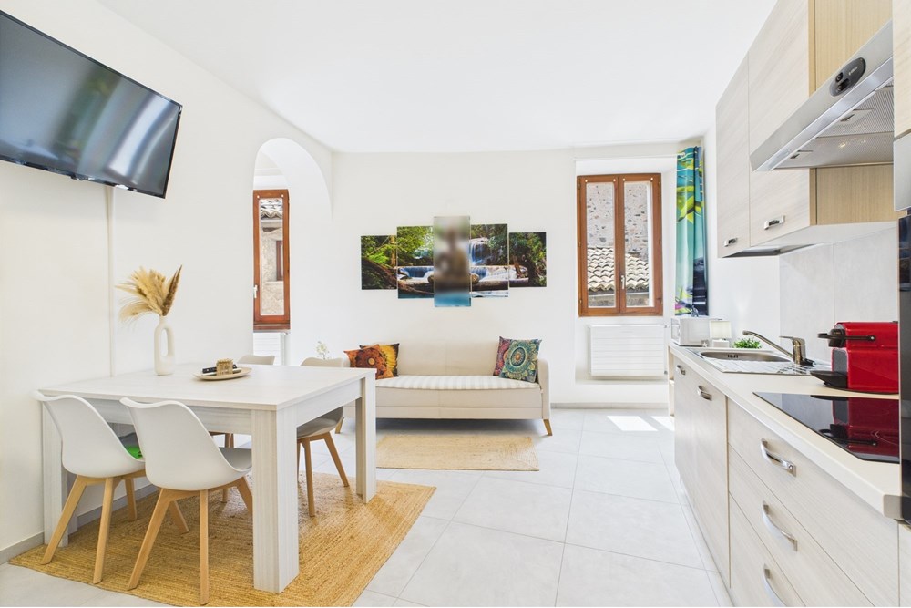 Mehrfamilienhaus - Kauf - Morcote, Tessin - CAM02262G0-PR0519-STILL008.jpg - 119921001-346