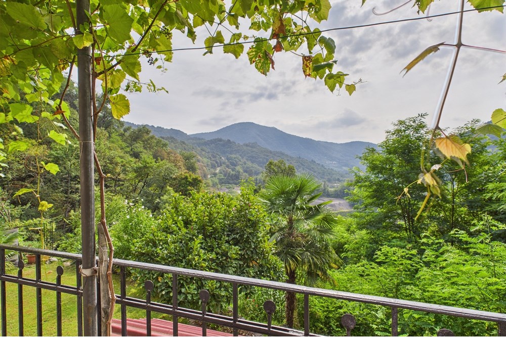 Residenziale - Villa Bifamiliare - Monteggio, Tessin - CH - CAM02262G0-PR0560-STILL017.jpg - 119001001-2948