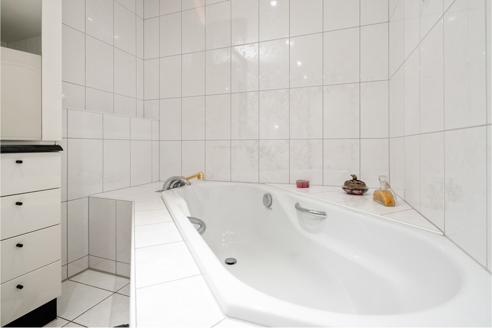 Wohnung - Kauf - Hergiswil, Nidwalden - Web_Renggstrasse 36, 6052 Hergiswil_59_klein.jpg - 119961001-165