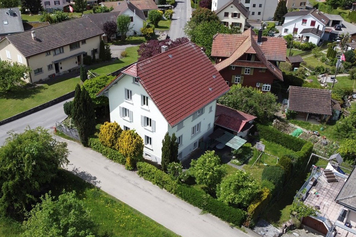 Einfamilienhaus - Kauf - Menziken, Aargau - einfamilienhaus-menziken-Drohne.jpg - 111301001-5