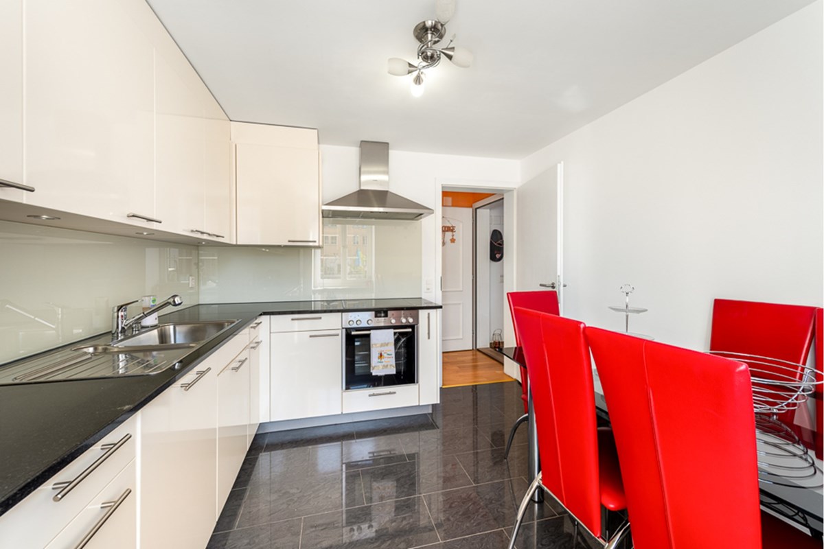 Mehrfamilienhaus - Kauf - Glarus, Glarus - 500kb_20260529_10100101_015.jpg - 118641001-933