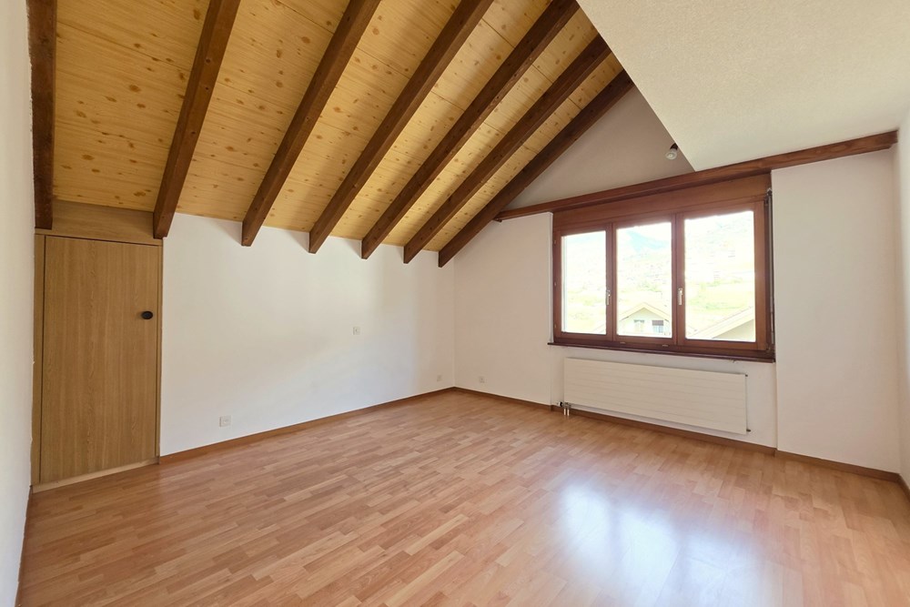 Wohnung - Kauf - Susten, Wallis - 5.5 Zi-Duplexwohnung in Susten_Zimmer 1.jpg - 119101007-732