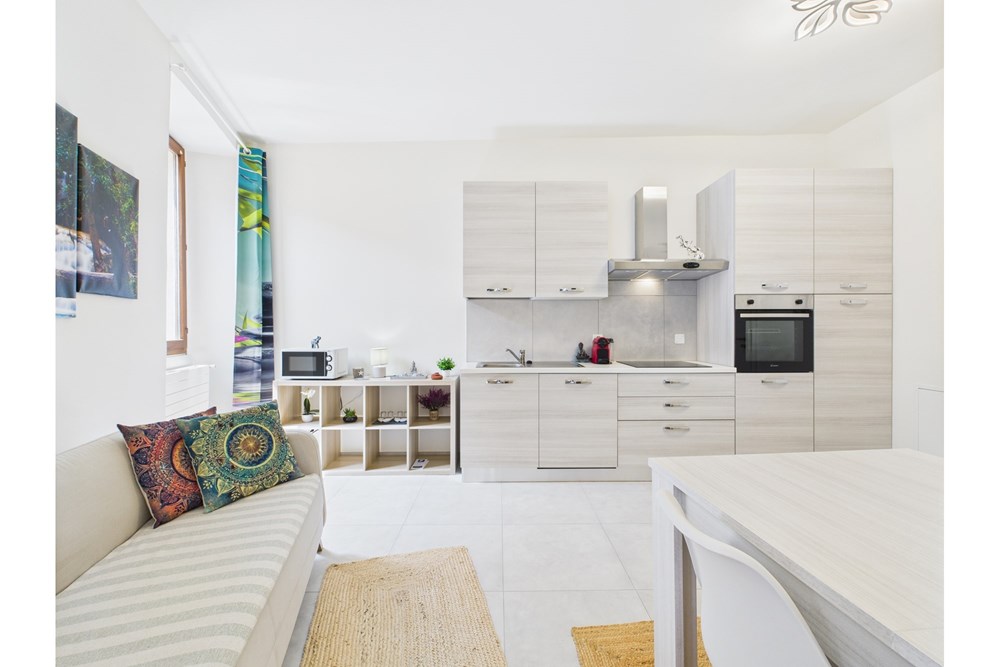 Einfamilienhaus - Kauf - Morcote, Tessin - CAM02262G0-PR0519-STILL011.jpg - 119921001-366