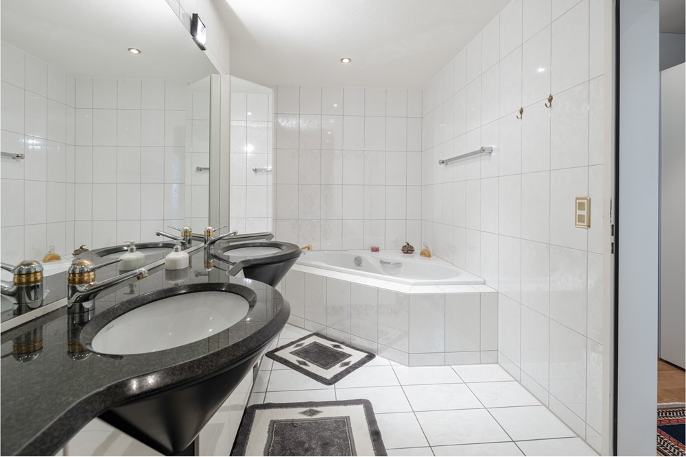 Wohnung - Kauf - Hergiswil, Nidwalden - Web_Renggstrasse 36, 6052 Hergiswil_58_klein.jpg - 119961001-165