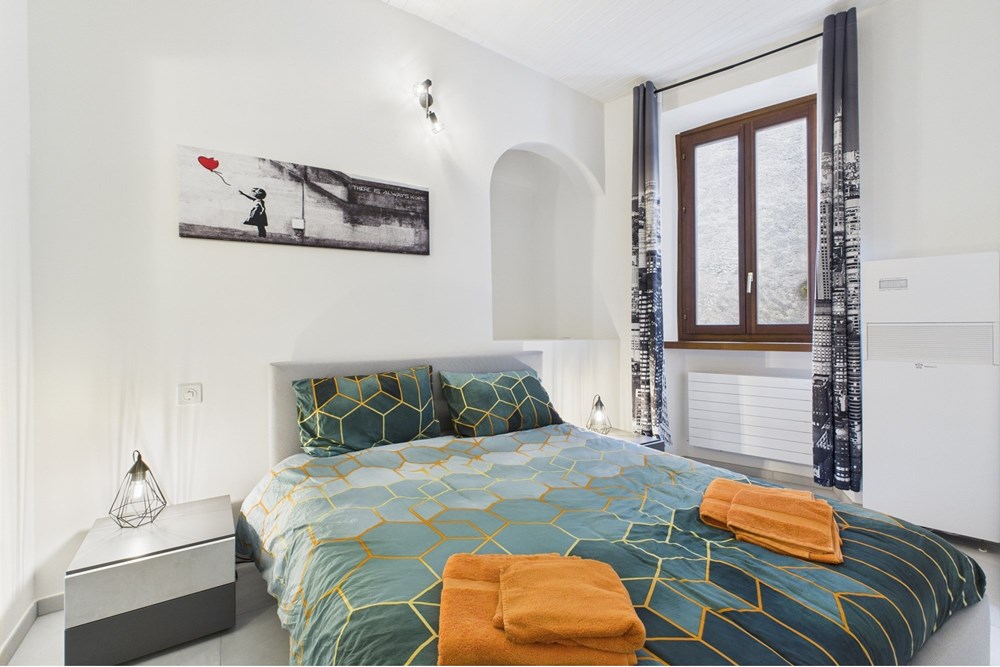 Einfamilienhaus - Kauf - Morcote, Tessin - CAM02262G0-PR0519-STILL045.jpg - 119921001-366