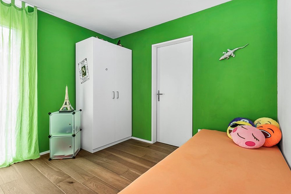 Einfamilienhaus - Kauf - Neuhaus, St. Gallen - DO_Zimmer_02.jpg - 119881001-125