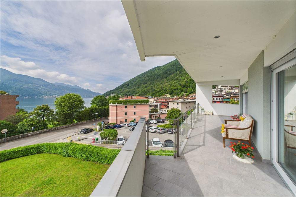 Rezidential - Apartament - Melide, Tessin - CH - Grande terrazza coperta, con vista / grosse gedeckte Terrasse mit Ausblick  - 119001086-33