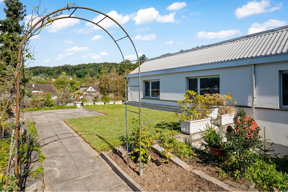 lakó - szabadonálló ház - Oetwil an der Limmat, Zürich - CH - 065 - Herbstrasse 6, 8955 Oetwil an der Limmat (Daniel Blake Fotografie).jpg - 118471013-201