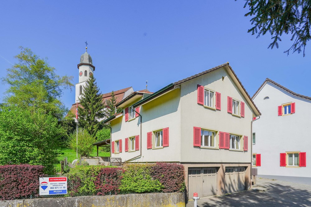 Einfamilienhaus - Kauf - Frick, Aargau - frick-kirchmattweg-efh-zukaufen-remaxfrick (45 von 49).jpg - 110091005-1543