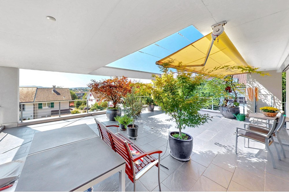 Einfamilienhaus - Kauf - Küttigen, Aargau - F_3zu2_Terrasse von hinten links nach Aussen_Eibenweg 1_Küttigen.jpg - 119841002-85