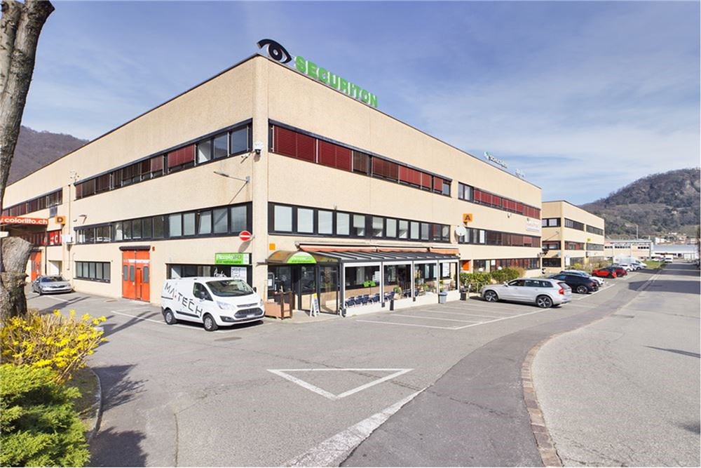 Geschäftshaus - Kauf - Lamone, Tessin - L_5600c7aeb1ac4f55b2454e01b775b337.jpg - 119001099-102