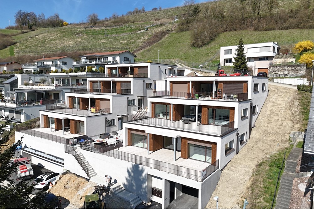Wohnung - Kauf - Mettau, Aargau - Mettau_Terassenhäuser_Zu VerkaufenRemax_Brugg (4).jpg - 115360003-538